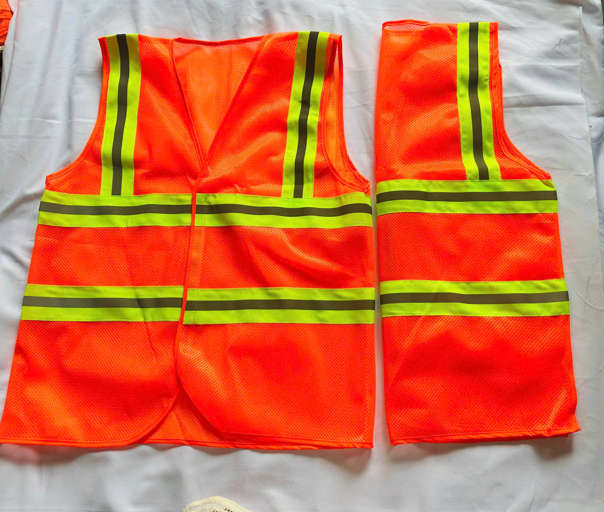 Áo Phản Quang Lưới 4 Sọc Nhiều Màu Giá Rẻ - Ảnh 3